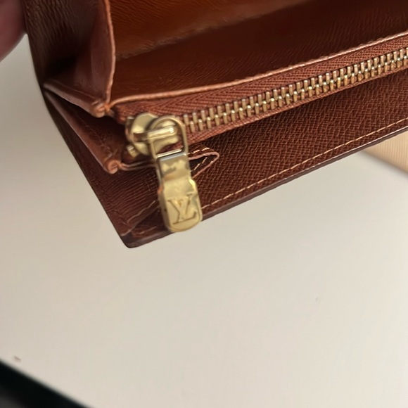 HP 🎉 LUXURY PARTY 6/12/24 Louis Vuitton Wallet Large Monogram Canvas - Picture 6 of 13